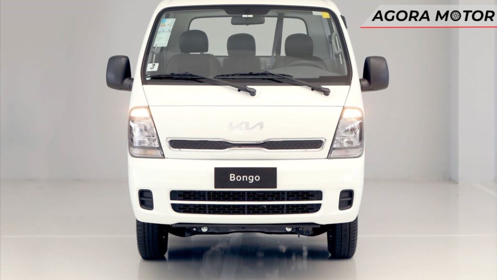 Foto frontal de um Bongo 2024