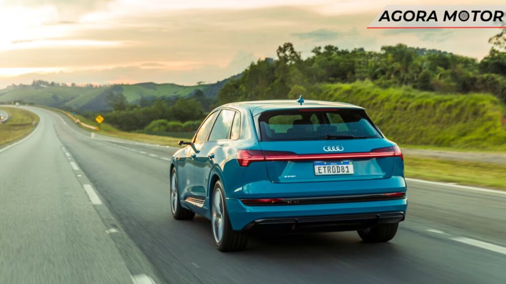 e-tron 2024 em movimento