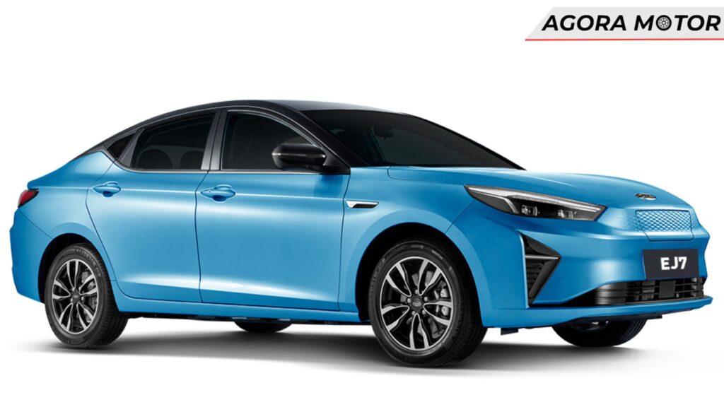 eJ7 2024 com detlahes na roda de liga leve