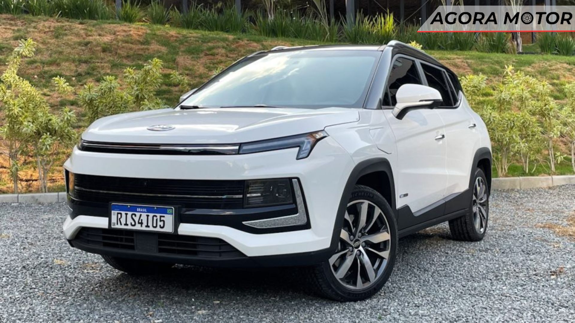 Imagem panorâmica de um E-JS4 2024