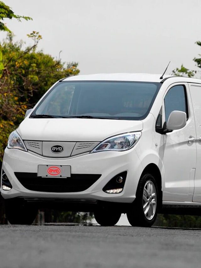 Detalhes do BYD eT3 2024: Preço, Motor e Autonomia