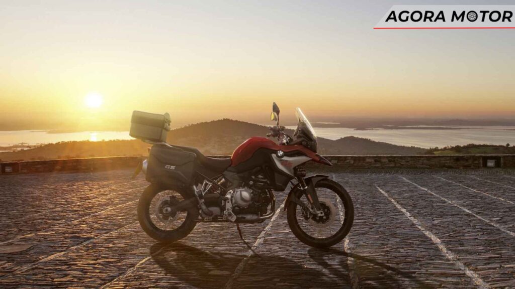 F 850 GS 2024 vermelha