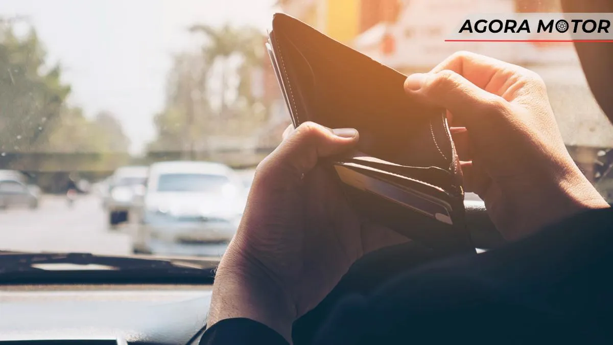 Ferramenta que informa motoristas das multas que ele receber