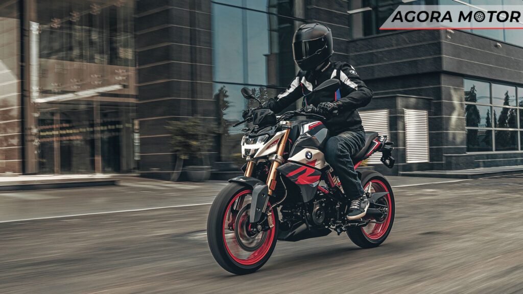 G 310 R 2024 em movimento