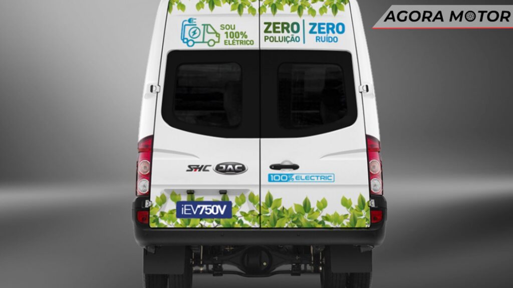 Foto traseira de um iEV 750V 2024