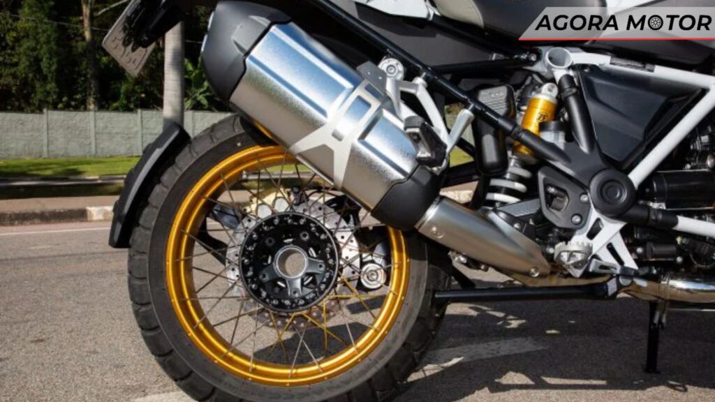Cano de descarga da R 1250 GS 2024