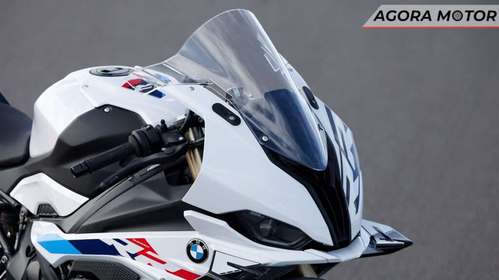 Frotnal de uma S 1000 RR 2024