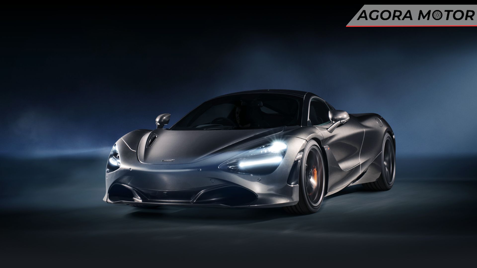 Foto panorâmica de um 720S 2024