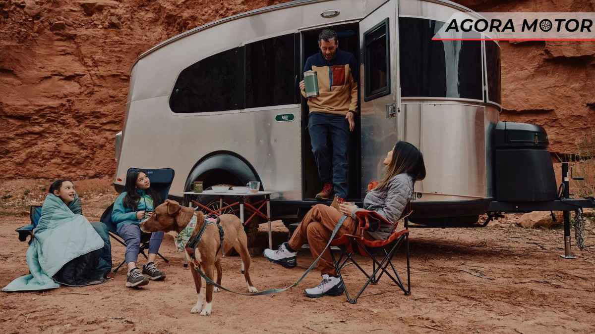 Airstream Basecamp 20X REI Edition acomoda quatro pessoas e está pronto para a aventura!