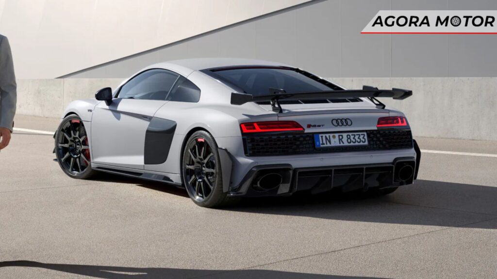 Audi R8 GT.