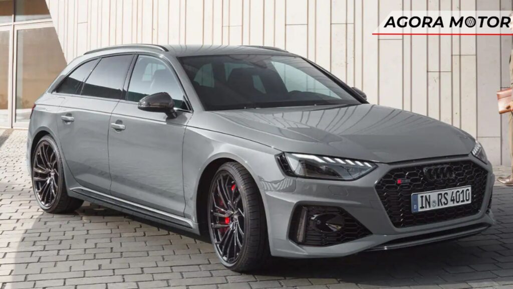 Frente do Audi RS4 2024.