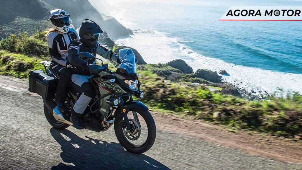 Versys-X 300 em um lugar paradisíaco.