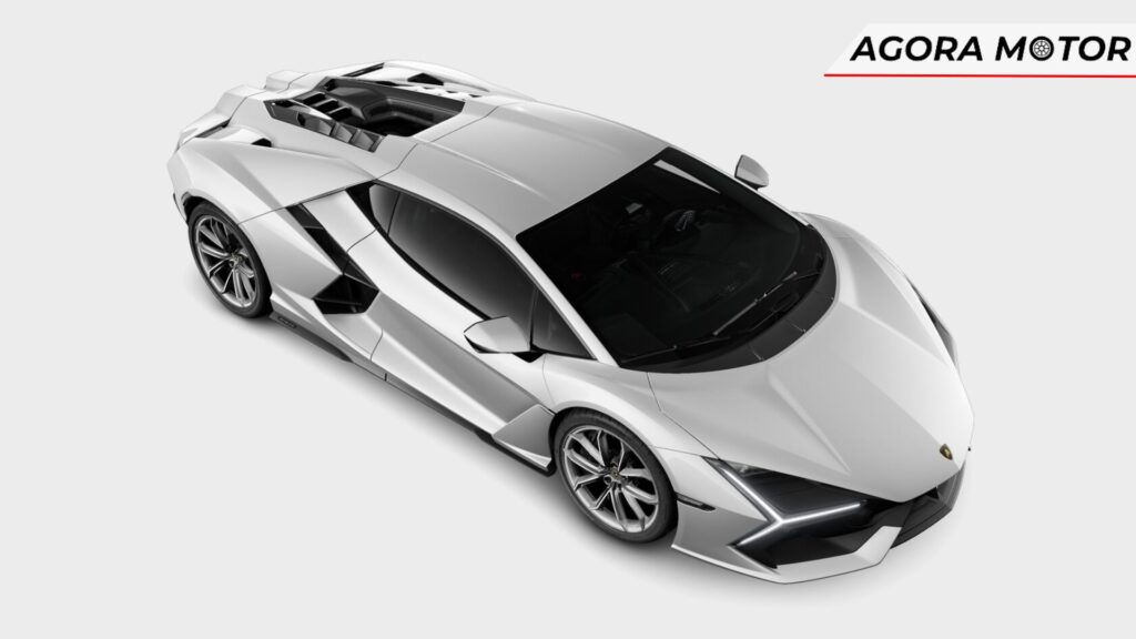 Revuelto na cor branca.