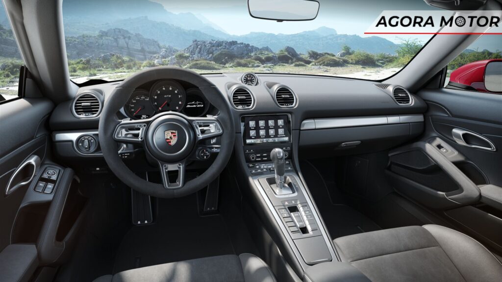 Painel do 718 Boxster 2024.