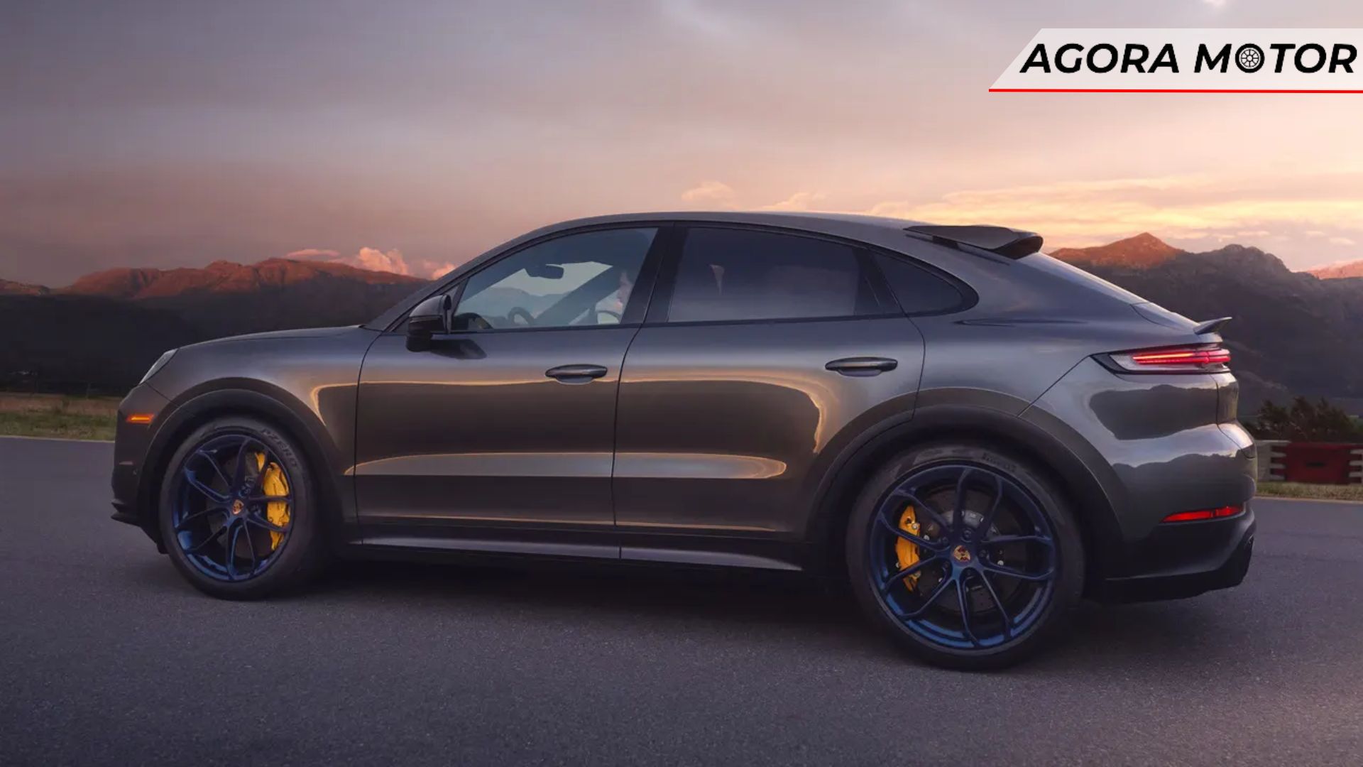 Porsche Cayenne 2024 GT Turbo.