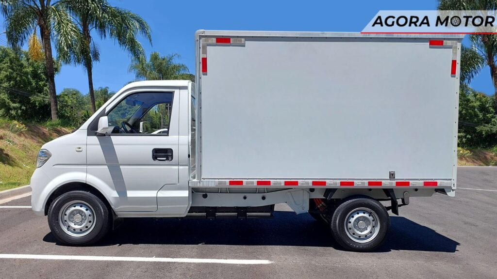 Lateral do Seres EC31.