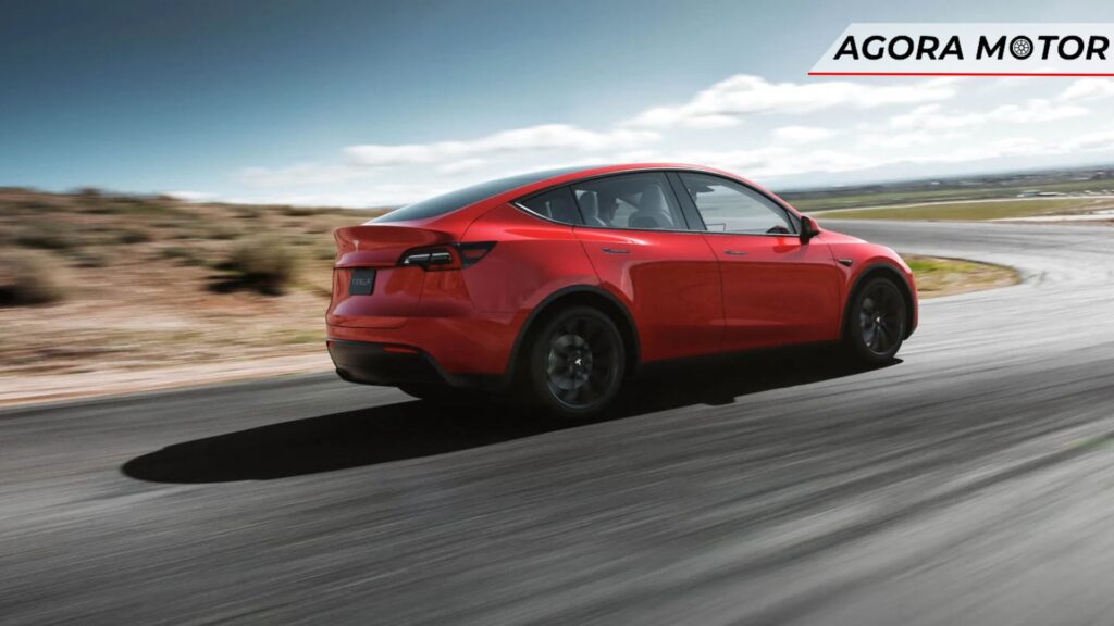Tesla Model Y 2024.
