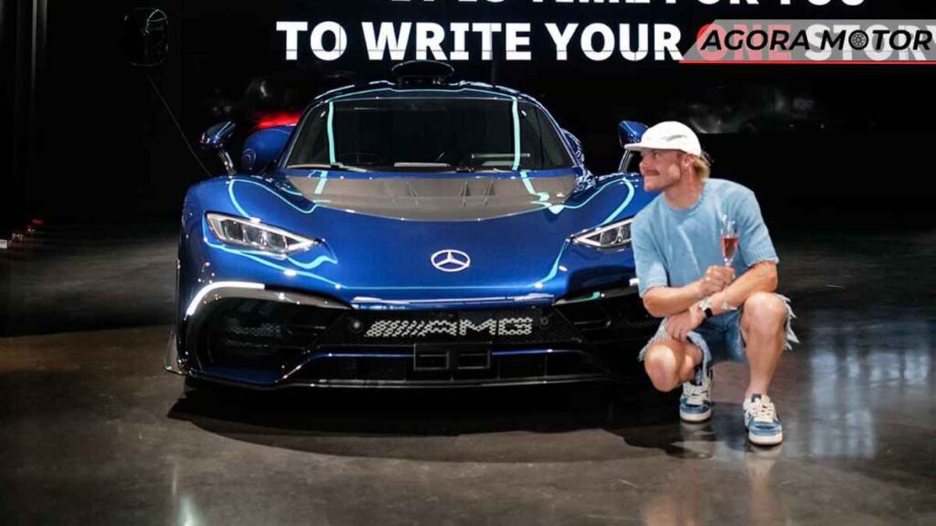 Valtteri Bottas recebe seu tão esperado Mercedes-AMG One!