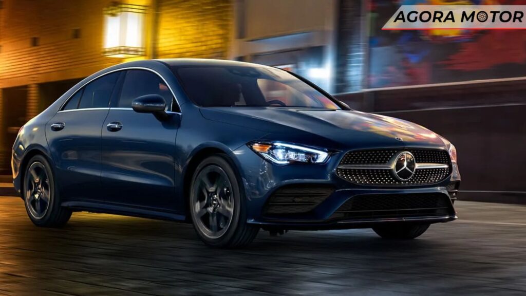 CLA Coupé 2024 azul