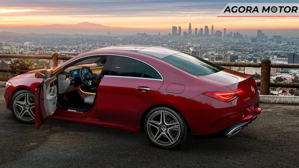 CLA Coupé 2024 vermelho