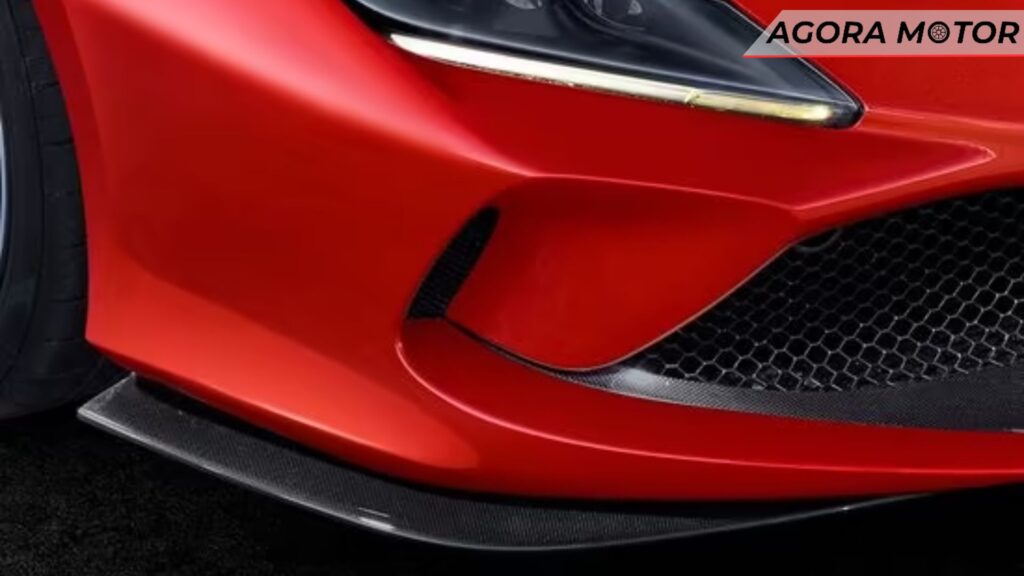 detalhes da Ferrari F8 2024