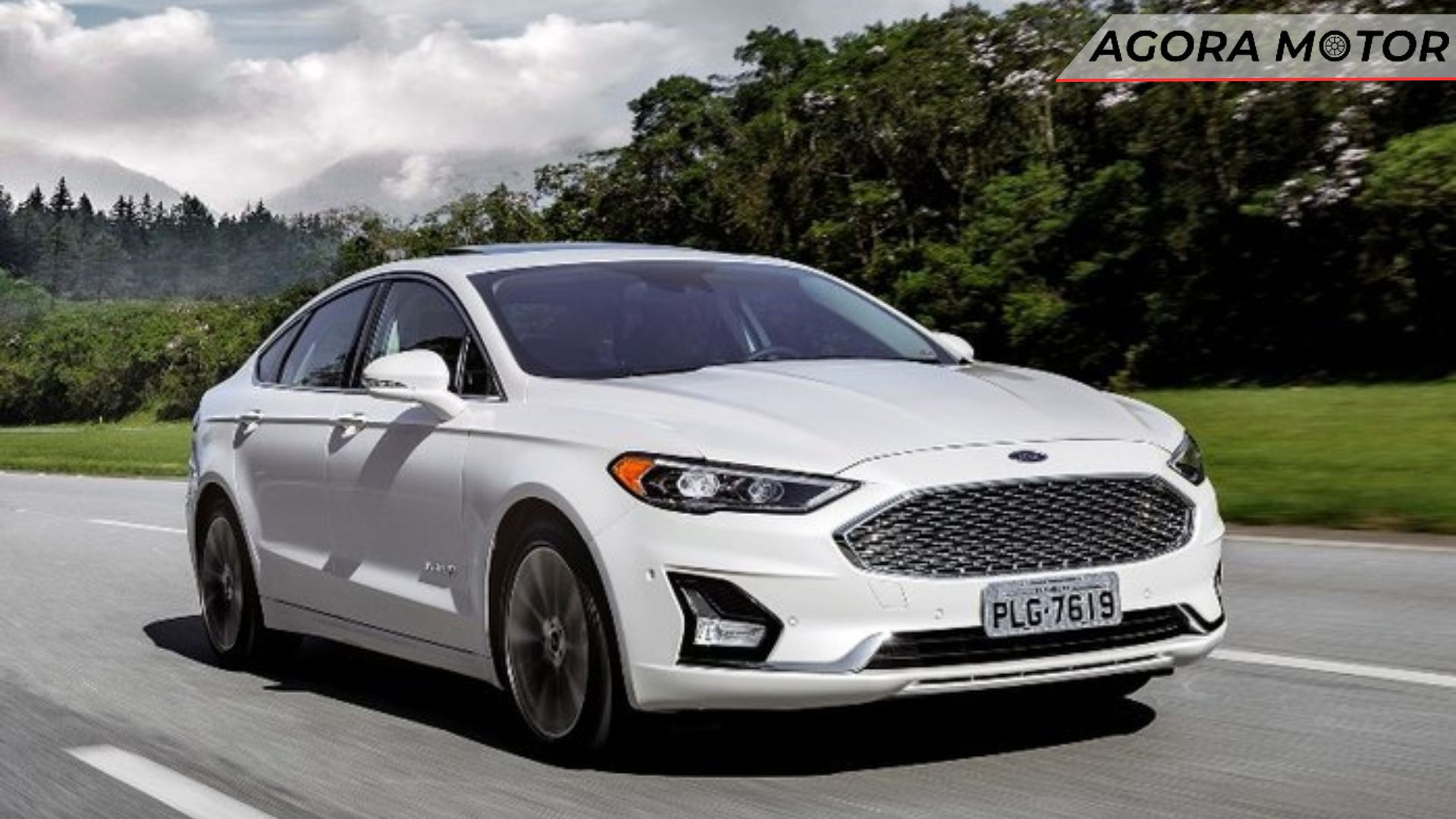 Fusion em 2024 na cor branca