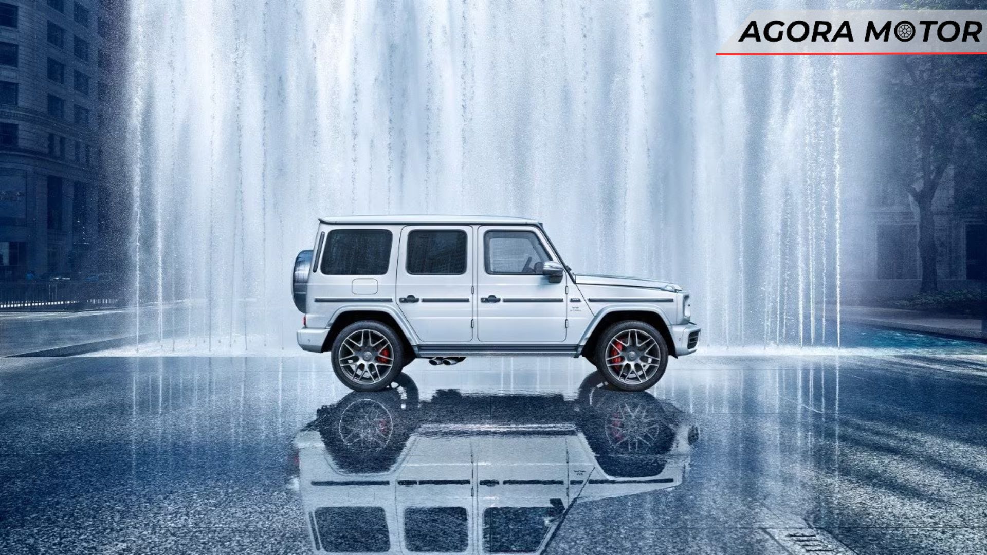 Foto lateral de um G-63 2024