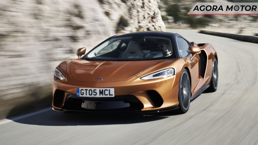 Foto frontal de um GT 2024