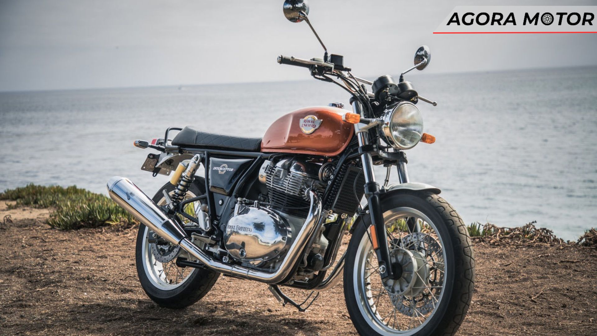 Interceptor 650 2024, com o quadro laranja