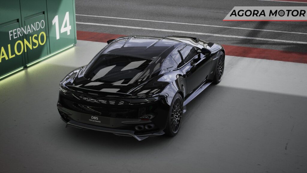 Traseira do Aston Martin DBS 2024.