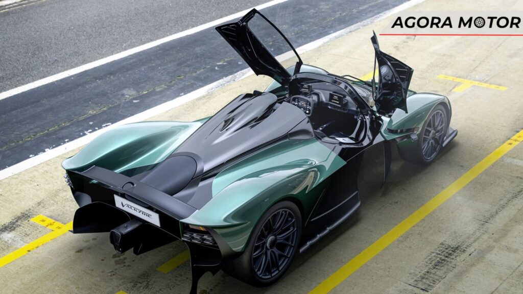 Aston Martin Valkyrie Spider.