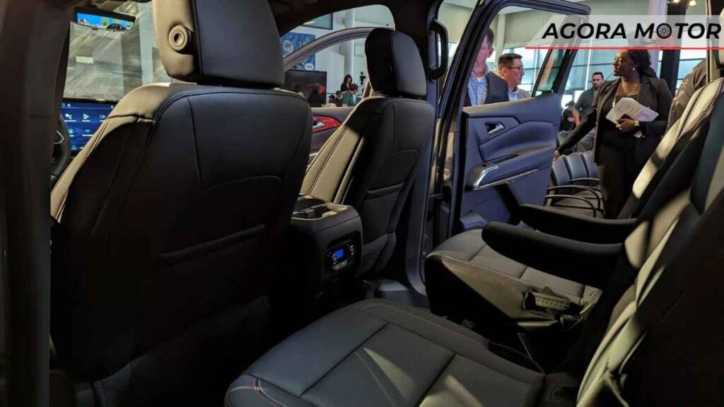 Conforto e espaço nos bancos do Chevrolet Traverse 2024