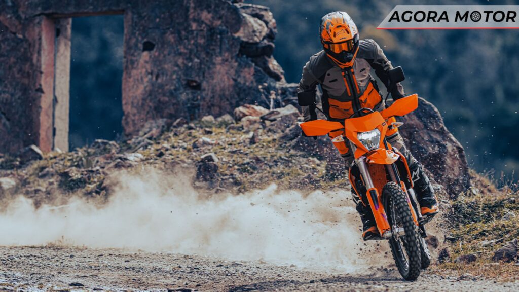 EXC-F 350 2024 em movimento