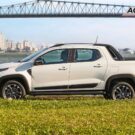 Lateral da Fiat Strada 2024.