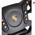 O verdadeiro volante GT3 Cup da Porsche para jogadores de PC custa tanto quanto um belo carro usado!