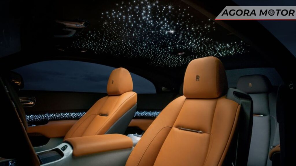 Parte interna do Rolls-Royce Wraith.