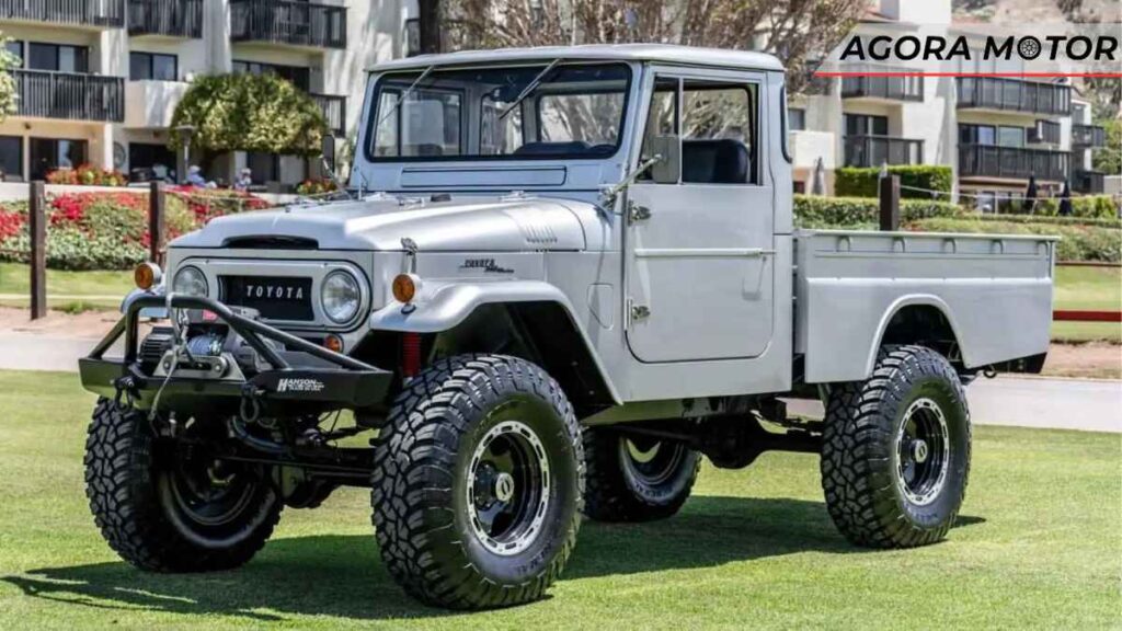 Toyota Land Cruiser FJ45 1965 picape com motor LS1 V8 vai á leilão!