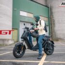 NIU UQI GT 2024 na cor preta