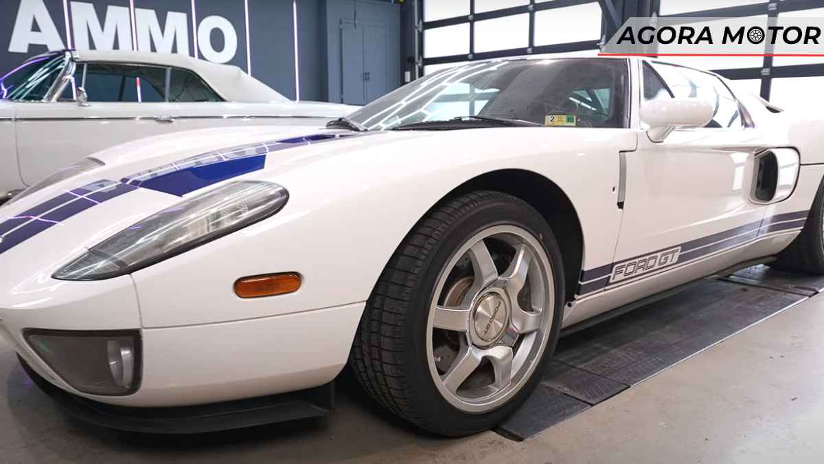 Veja a incrível reforma de um Ford GT 2005 que ficou ao relento por 5 anos!