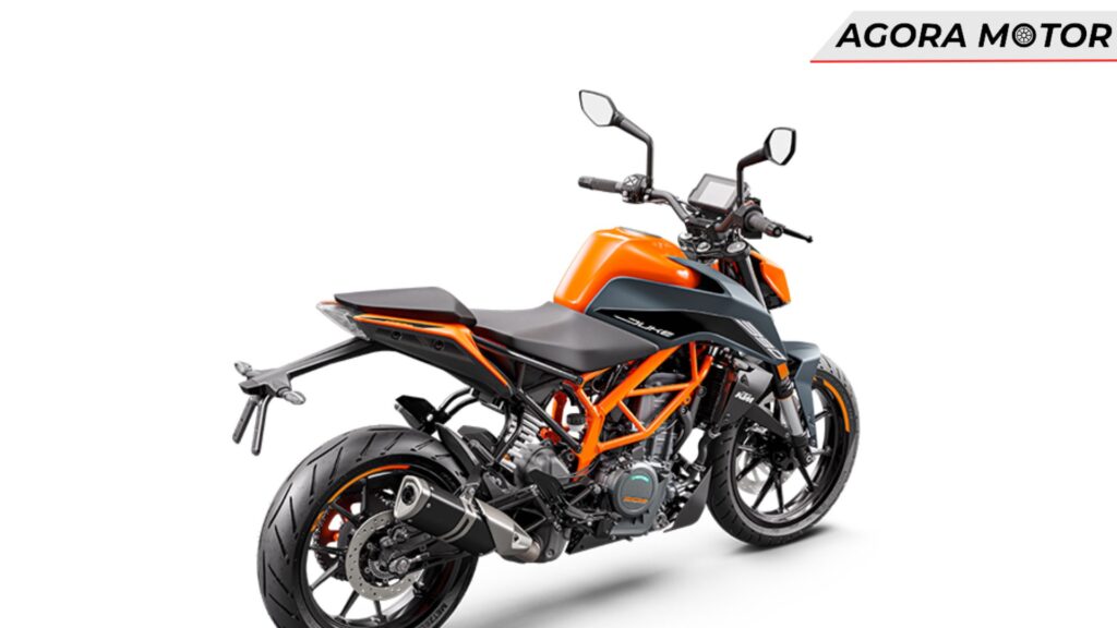 KTM DUKE 390 2024, foto traseira