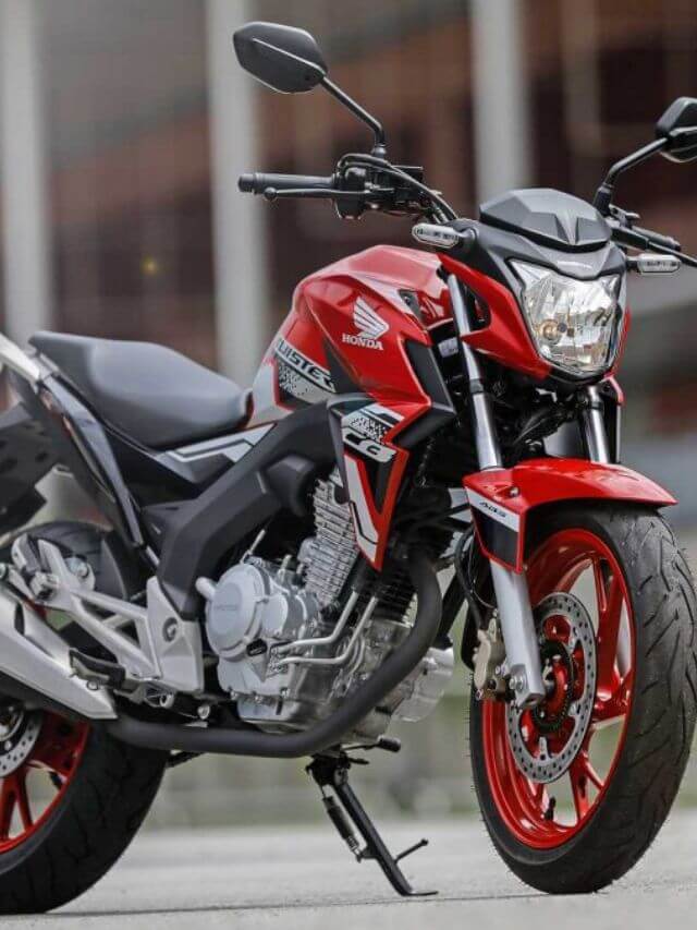 Honda Twister em 2024.