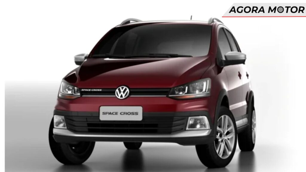 Foto frontal de um Spacecross em 2024