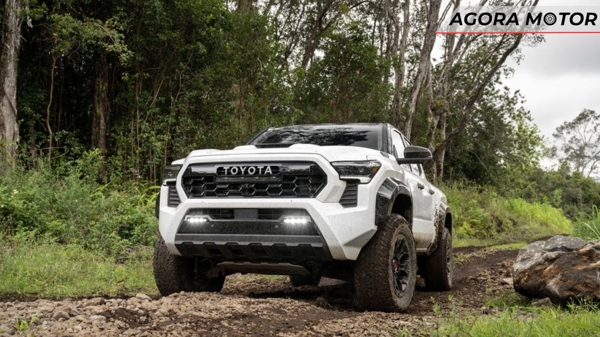 Foto frontal de um Tacoma 2024