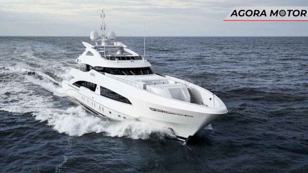 Conheça o "Van Tom": um iate luxuoso de R$ 150 milhões!