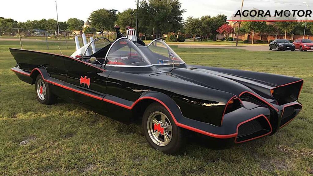 Esse Batmóvel foi assinado pelo próprio Batman antes de morrer!