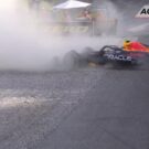 Sérgio Péres termina o GP da Itália de cara no muro.