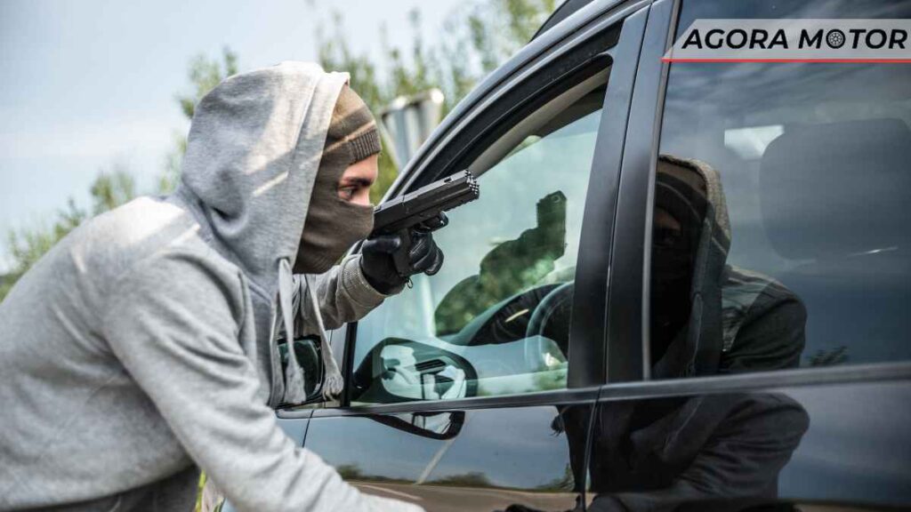 Ladrão se disfarça de ambulante para assaltar motorista; Previna-se!