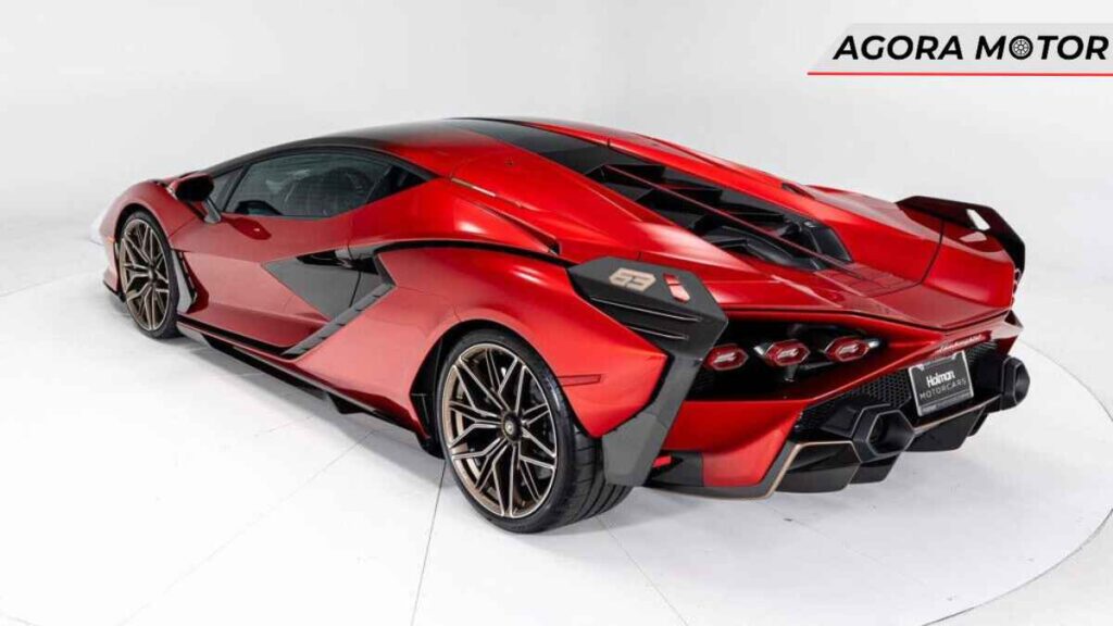 Lamborghini-Sian-FKP-37-o-supercarro-eletrificado-com-supercapacitores-de-alta-potencia