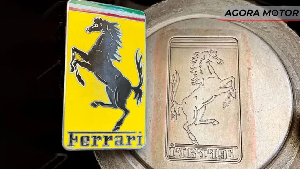Logo Ferrari.
