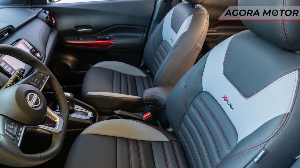 Interior do Nissan Kicks XPlay.